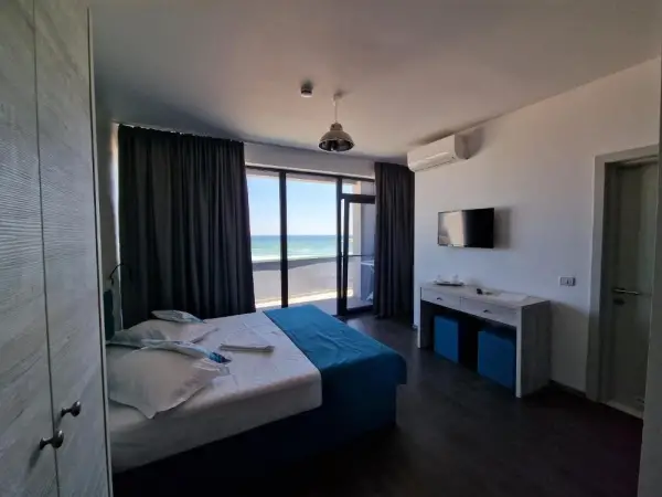 Hotel H pe plaja Belona 10