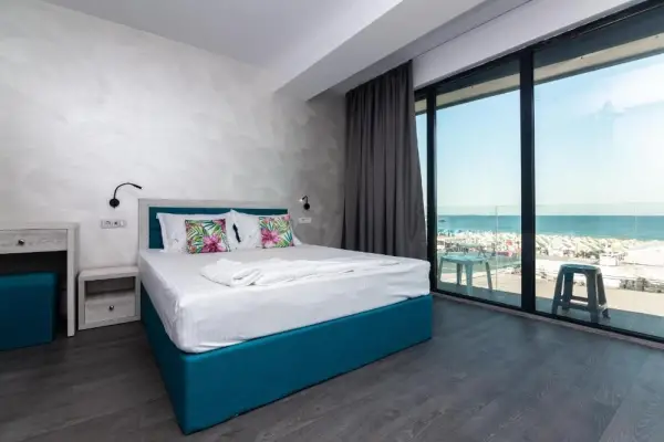 Hotel H pe plaja Belona 6