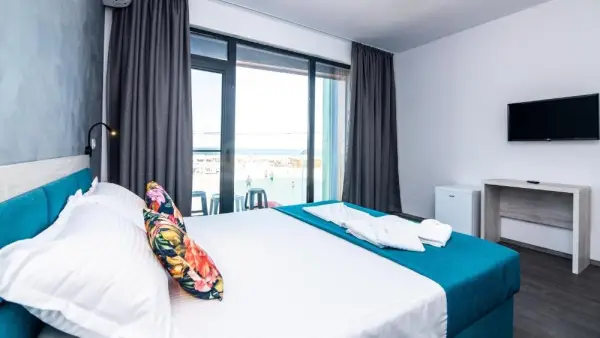 Hotel H pe plaja Belona 9
