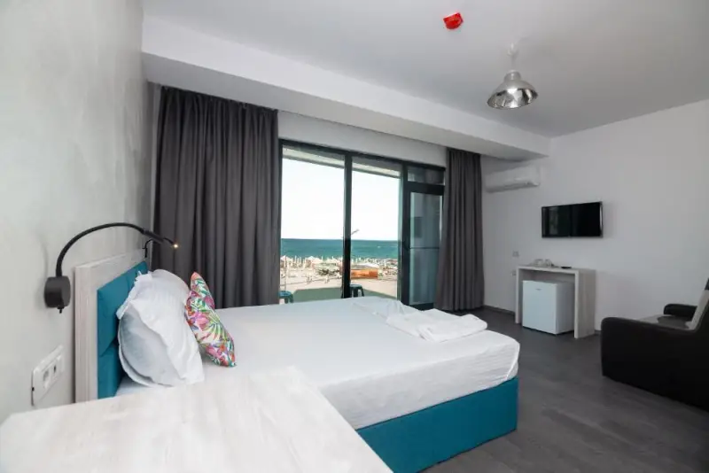Quadruple Room with Sea View